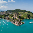 0011_Spiez_Schoene Aussichten Touristik-sommer-schloss-thunersee